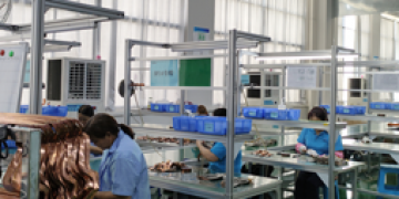 高溫廠房車間用什么車間降溫設(shè)備好？