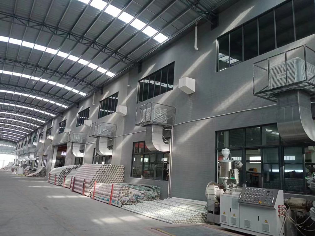 蒸發式環保空調廠房車間降溫通風工程案例.jpg 蒸發式環保空調廠房車間降溫通風工程案例.jpg